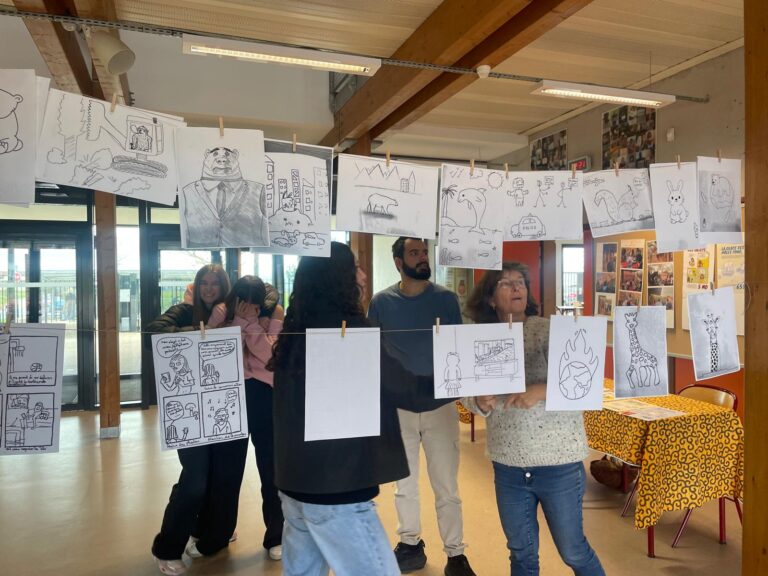 Peuples-Solidaires-Monts-du-Lyonnais-BD-Expo